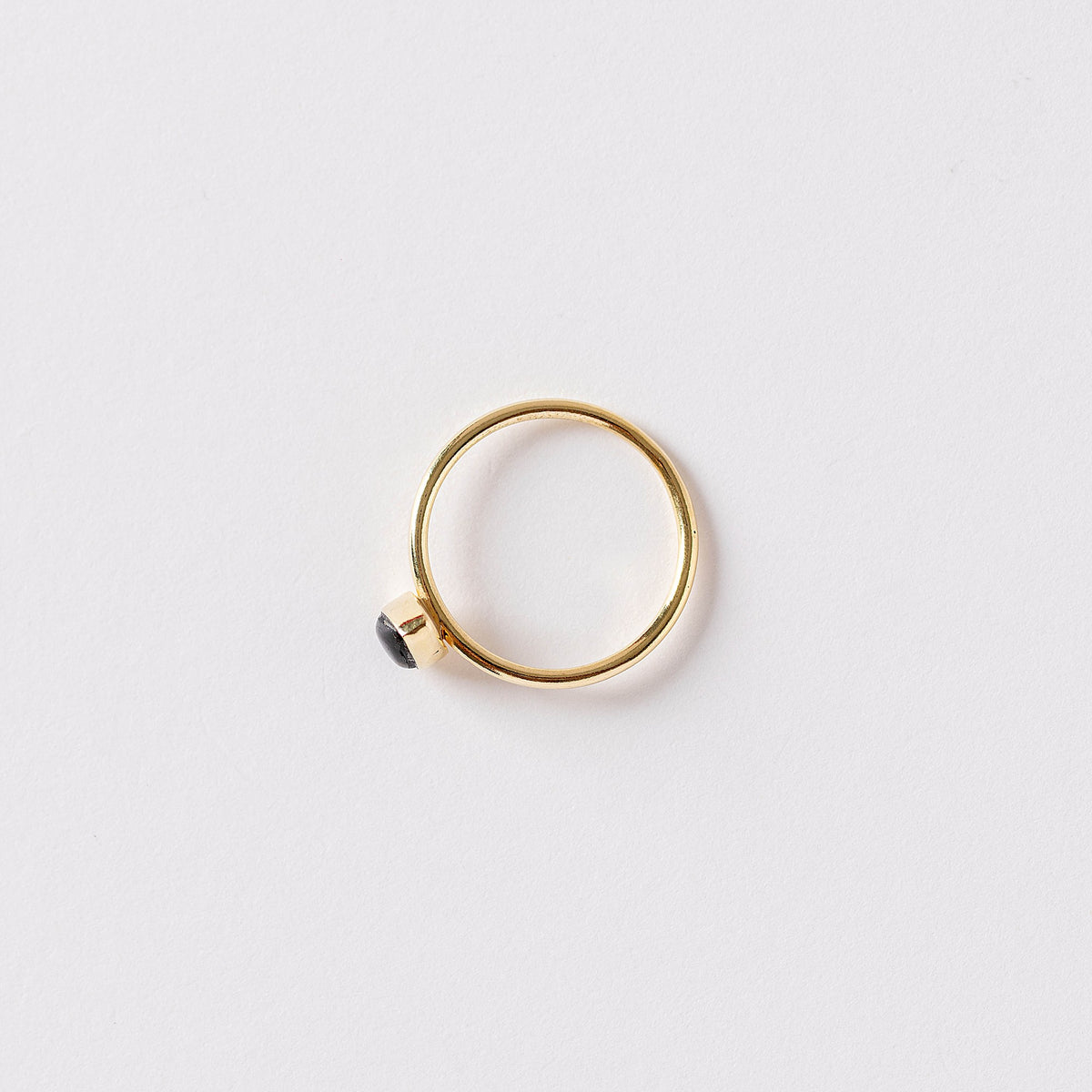 Ame Ring — Black Star Sapphire de INDIGO
