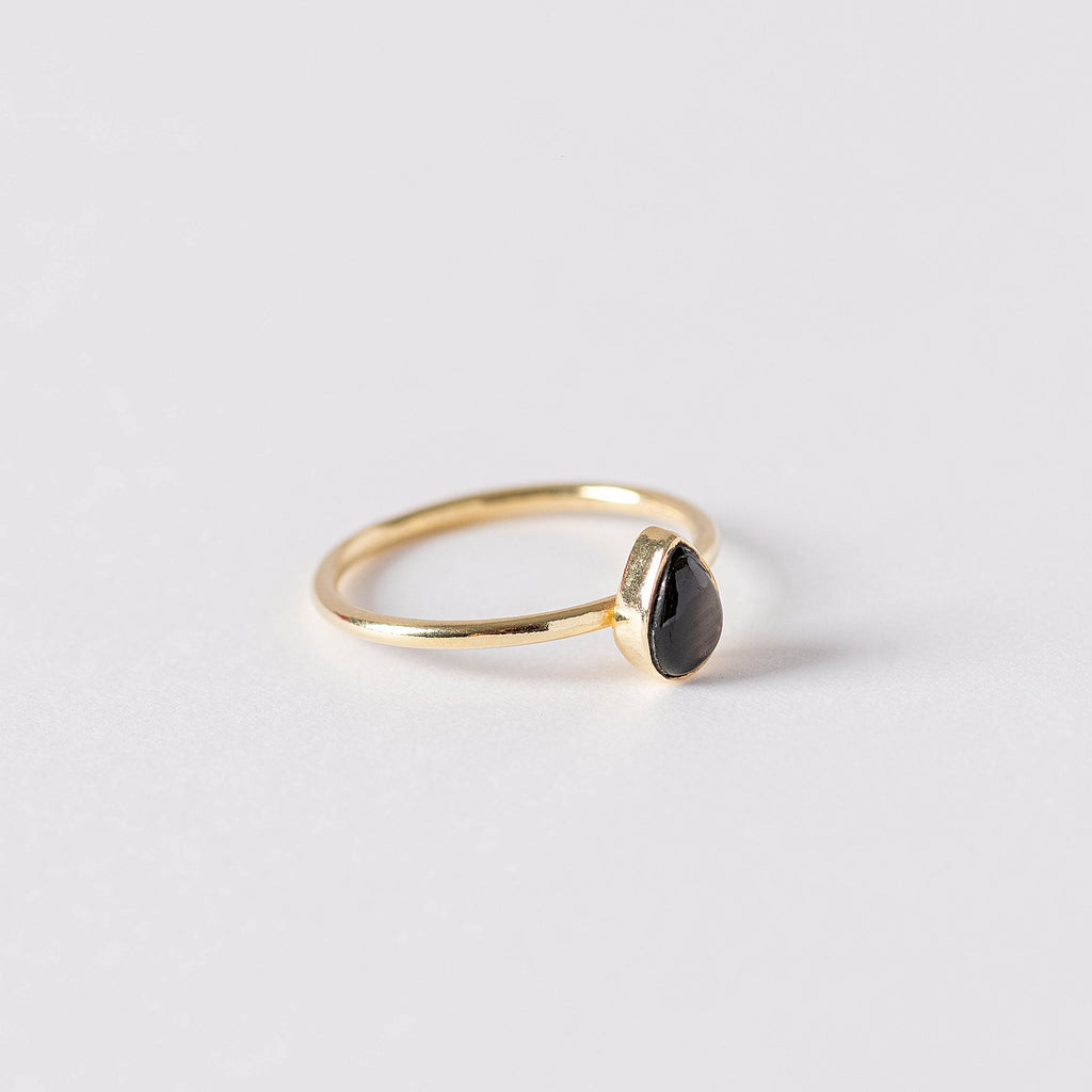 Ame Ring — Black Star Sapphire de INDIGO