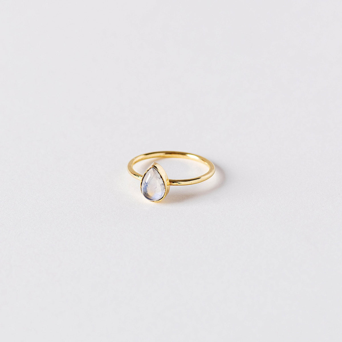 Ame Ring — Moonstone de INDIGO
