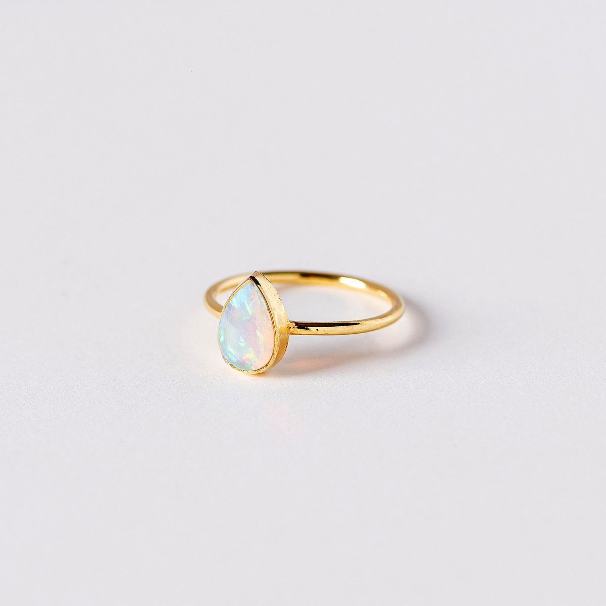 Ame Ring — Ethiopian Opal de INDIGO