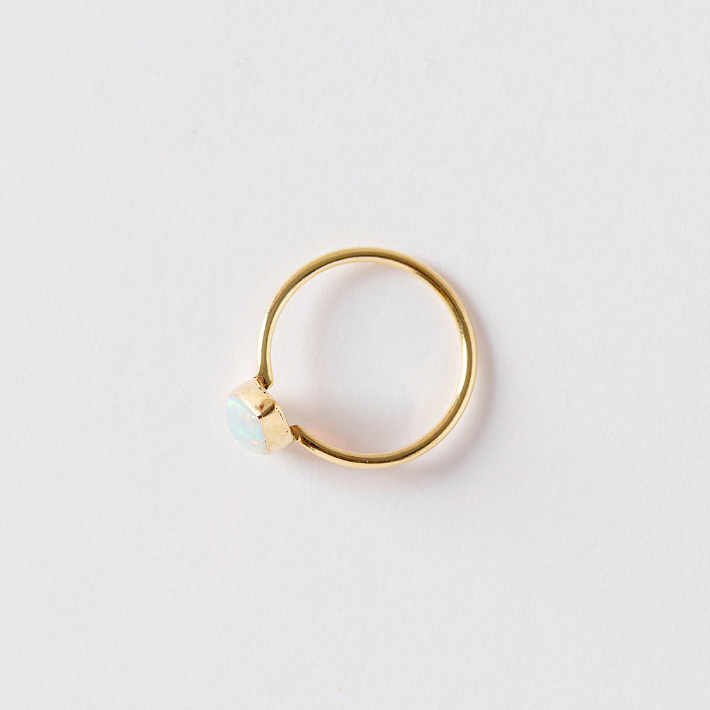 Ame Ring — Ethiopian Opal de INDIGO
