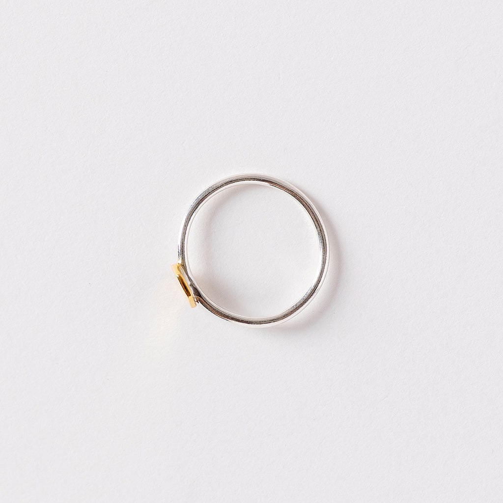 Argent Hexagon Ring de INDIGO