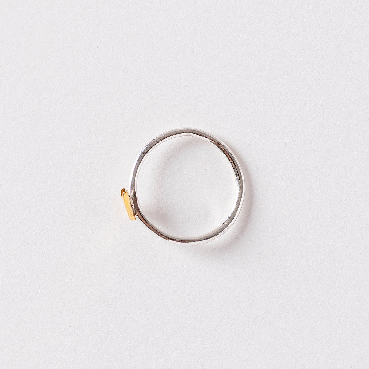 Argent Triangle Ring de INDIGO