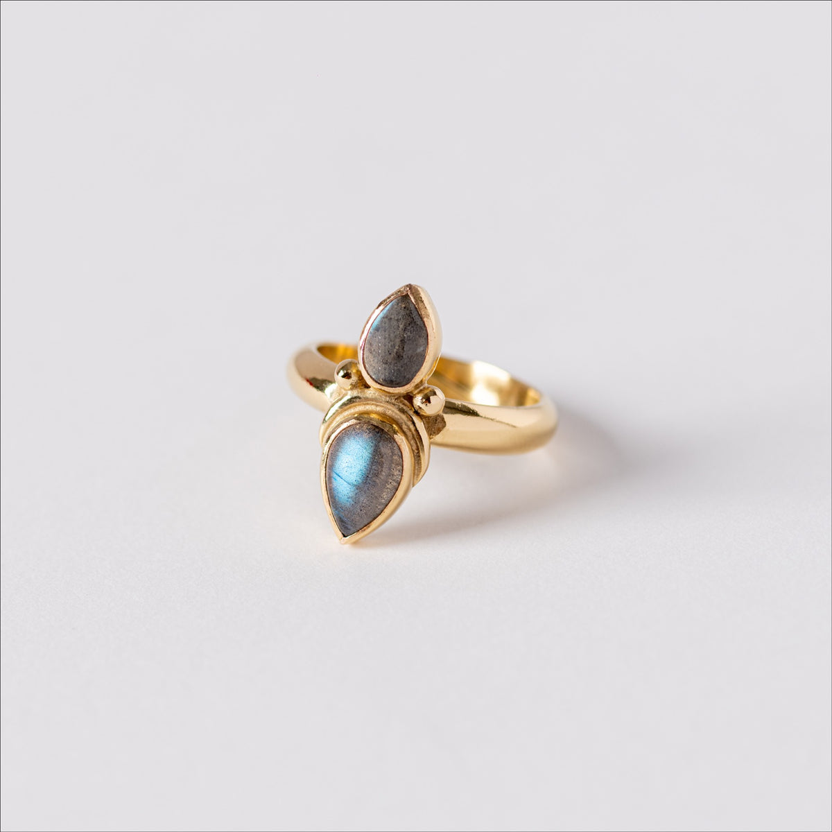 Mizu Ring de INDIGO