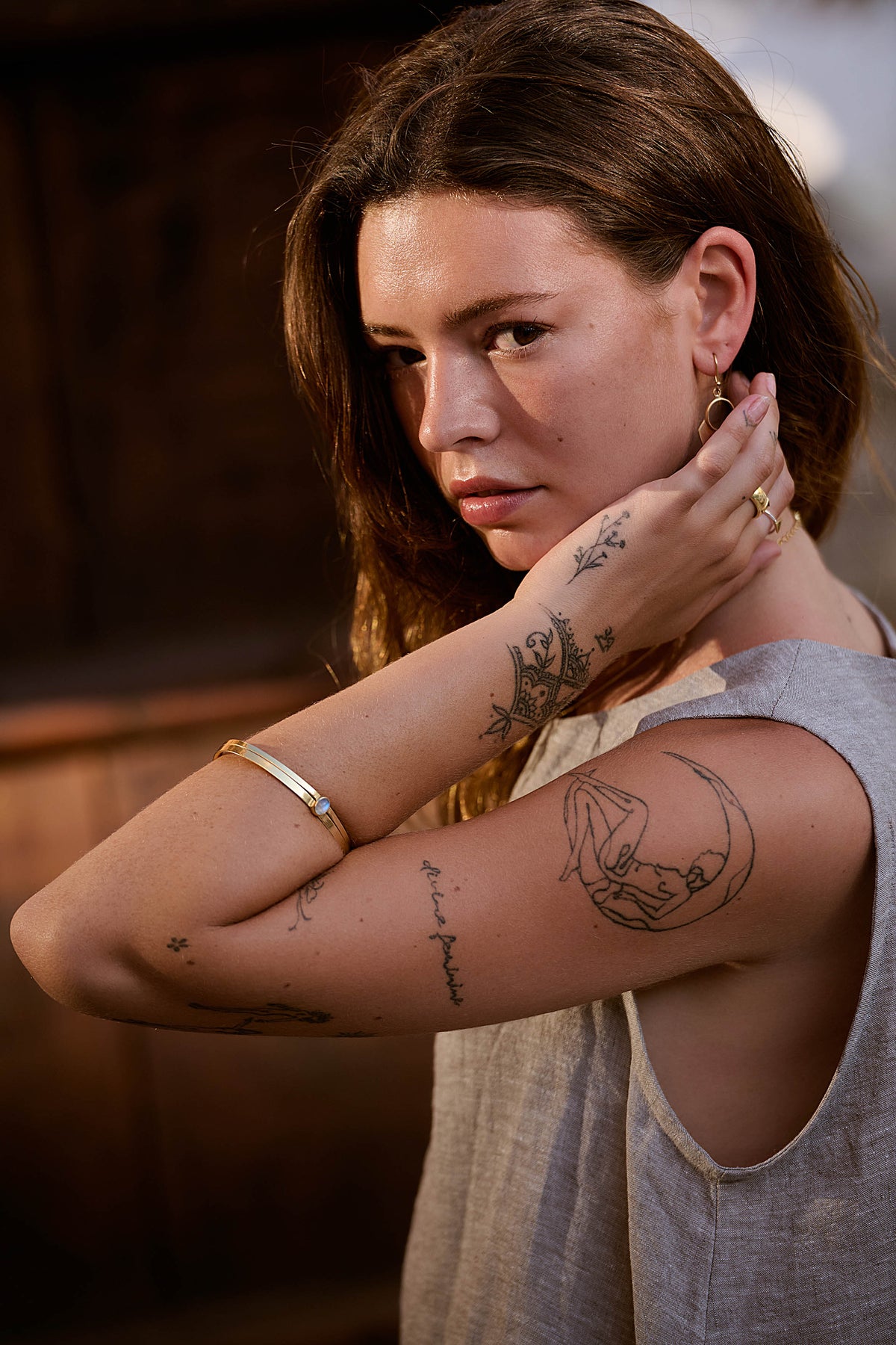 Nara Bracelet de INDIGO en una imagen lifestyle